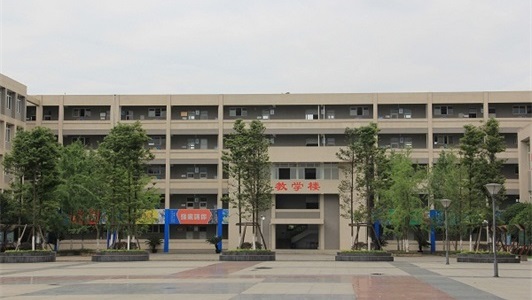 2020年大邑縣技工學校最新學生資助政策