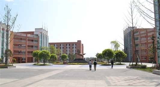 四川空分集團技工學校聯(lián)系電話