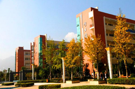  重慶市南川隆化職業(yè)中學校學校簡介